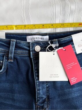 Lovervet by Vervet High Rise Bootcut Jeans Womens 26 Medium Wash Raw Hem NWT